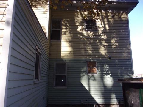84 Benefit St, Woonsocket, RI 02895 photo 6