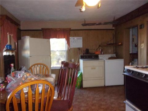 84 Benefit St, Woonsocket, RI 02895 photo 8