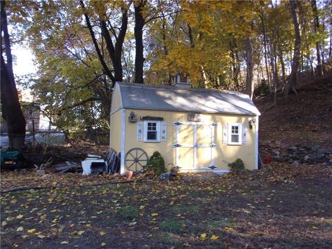 84 Benefit St, Woonsocket, RI 02895 photo 4