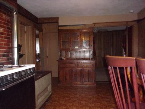 84 Benefit St, Woonsocket, RI 02895 photo 9