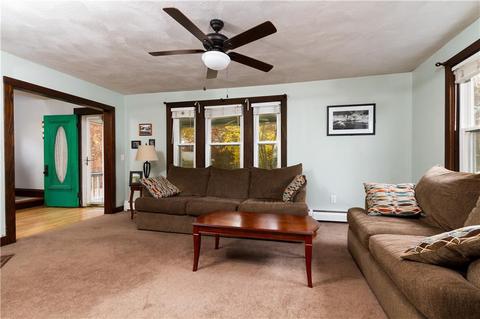 7 Matteson Ave, Warwick, RI 02886 photo 5