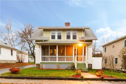 7 Matteson Ave, Warwick, RI 02886 photo 1