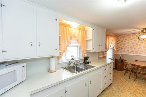 24 Broad St, Warwick, RI 02888 photo 11