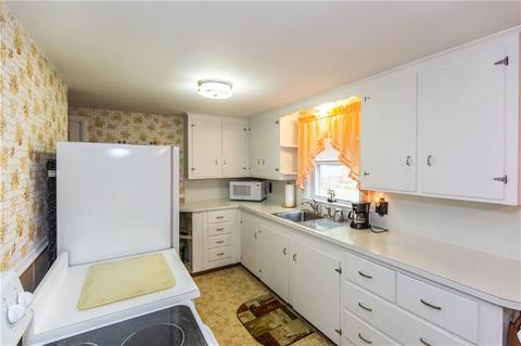 24 Broad St, Warwick, RI 02888 photo 9