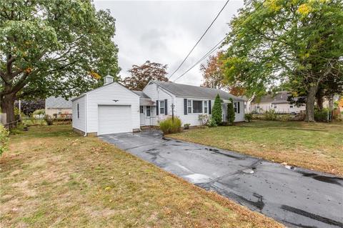 24 Broad St, Warwick, RI 02888 photo 3