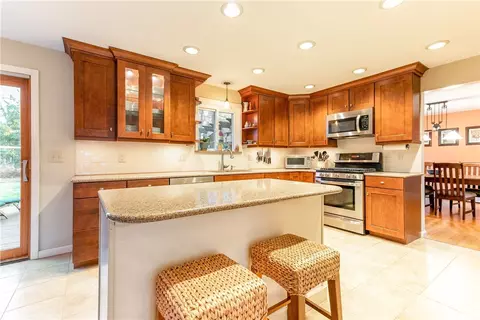 29 W View Dr, Coventry, RI 02816 photo 8