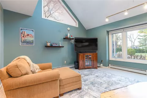29 W View Dr, Coventry, RI 02816 photo 15