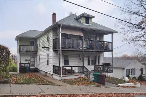 45 Division St, Woonsocket, RI 02895 photo 1