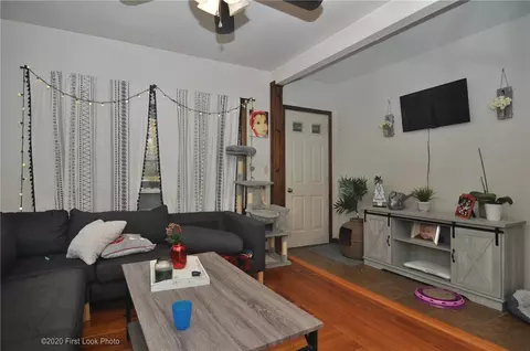 45 Division St, Woonsocket, RI 02895 photo 15