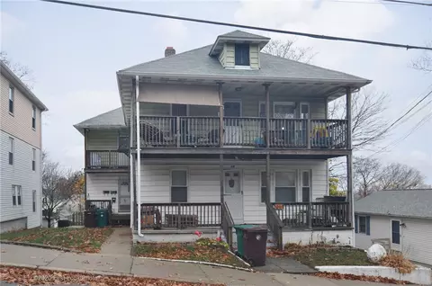 45 Division St, Woonsocket, RI 02895 photo 2