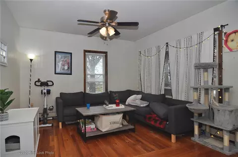 45 Division St, Woonsocket, RI 02895 photo 13