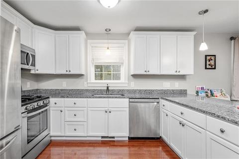 46 Berkley St, Woonsocket, RI 02895 photo 6