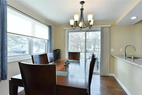 15 Rand St, Warwick, RI 02889 photo 7
