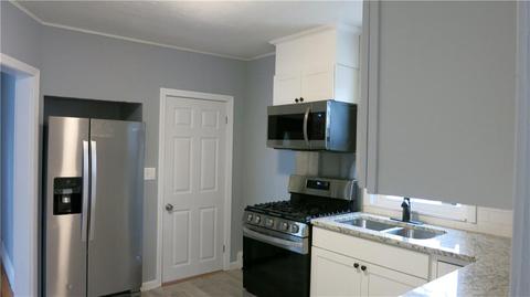 24 Hazard Ave, Warwick, RI 02889 photo 2