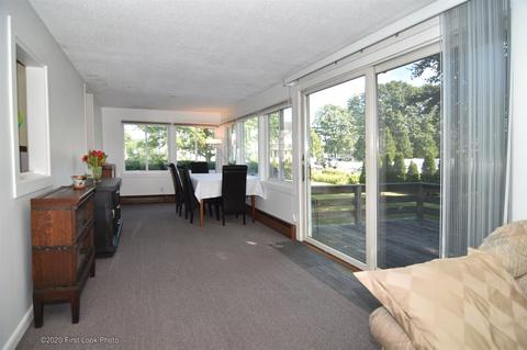 256 Maple St, Warwick, RI 02888 photo 27