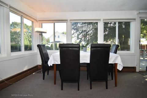 256 Maple St, Warwick, RI 02888 photo 25