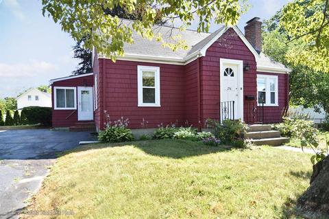 256 Maple St, Warwick, RI 02888 photo 1