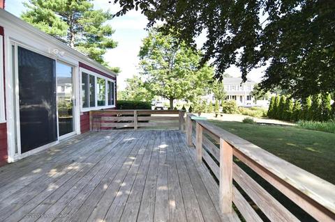 256 Maple St, Warwick, RI 02888 photo 37