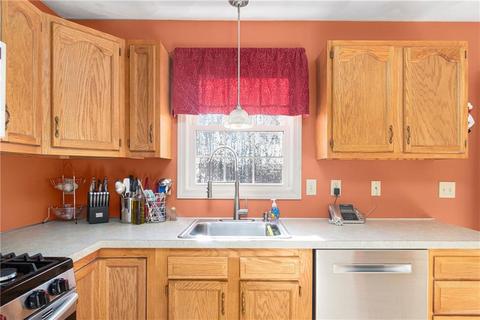 917 Cedar Swamp Rd, Warwick, RI 02889 photo 9