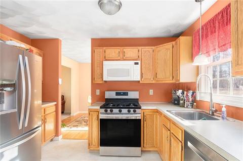 917 Cedar Swamp Rd, Warwick, RI 02889 photo 10