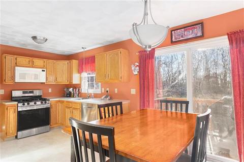 917 Cedar Swamp Rd, Warwick, RI 02889 photo 6