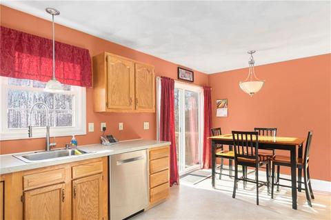 917 Cedar Swamp Rd, Warwick, RI 02889 photo 7