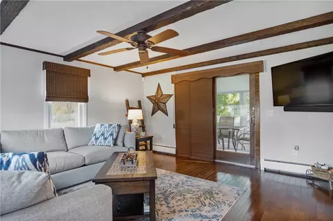 52 Chiswick Rd, Warwick, RI 02889 photo 5