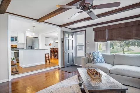 52 Chiswick Rd, Warwick, RI 02889 photo 6