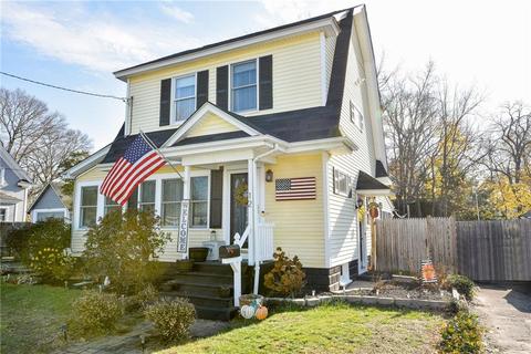 12 Clara Ave, Warwick, RI 02889 photo 1