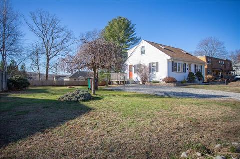 391 Lucille St, Woonsocket, RI 02895 photo 39