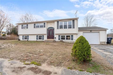 27 Larson Dr, Warwick, RI 02886 photo 1
