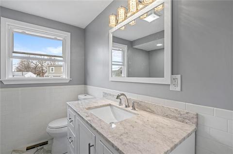 27 Larson Dr, Warwick, RI 02886 photo 8