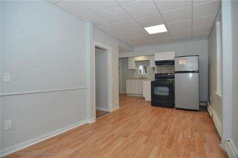 114 3rd Ave, Woonsocket, RI 02895 photo 6