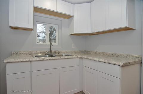 114 3rd Ave, Woonsocket, RI 02895 photo 3