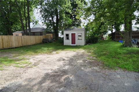 114 3rd Ave, Woonsocket, RI 02895 photo 28