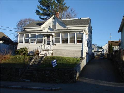 382 Grove St, Woonsocket, RI 02895 photo 2