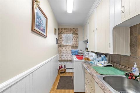 408 Winter St, Woonsocket, RI 02895 photo 8