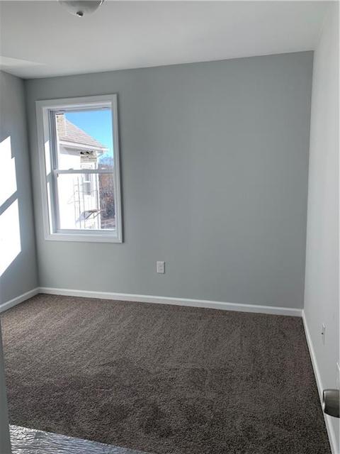 148 High St, Woonsocket, RI 02895 photo 5