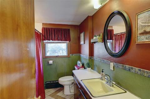 33 Arkwright Rd, Webster, MA 01570 photo 18