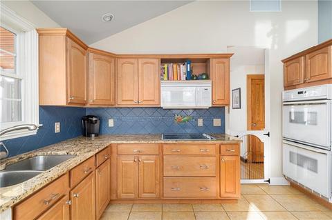 267 Widow Sweets Rd, Exeter, RI 02822 photo 8