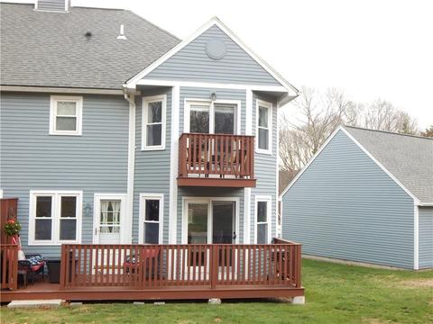 202 Brookhaven Ln, Woonsocket, RI 02895 photo 24