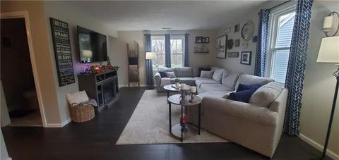 202 Brookhaven Ln, Woonsocket, RI 02895 photo 9