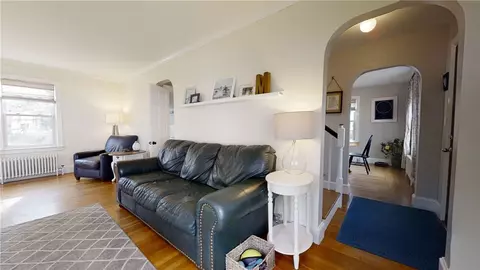 94 Beechcrest St, Warwick, RI 02888 photo 3