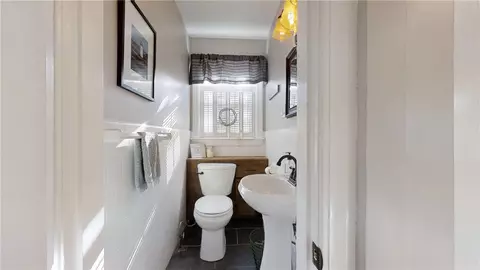 94 Beechcrest St, Warwick, RI 02888 photo 7