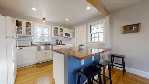 94 Beechcrest St, Warwick, RI 02888 photo 16
