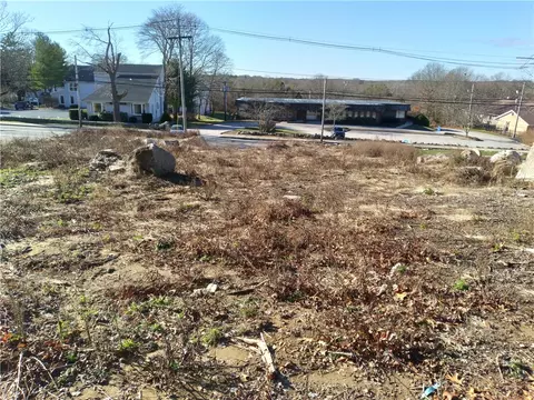 84 Beach St, Westerly, RI 02891 photo 4