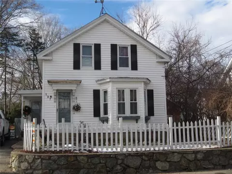 137 S Main St, Coventry, RI 02816 photo 2