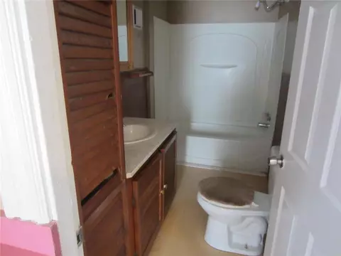 137 S Main St, Coventry, RI 02816 photo 9