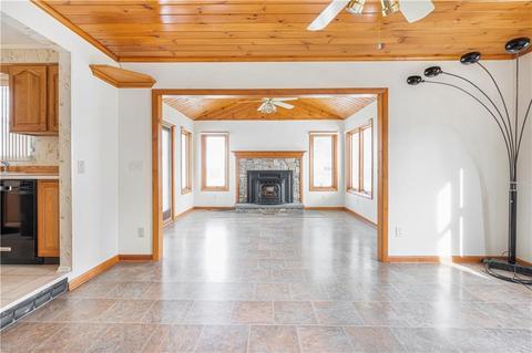 66 Bayberry Rd, Woonsocket, RI 02895 photo 8