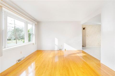 66 Bayberry Rd, Woonsocket, RI 02895 photo 13